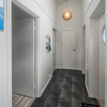 Gorgeous In Tjome Magero